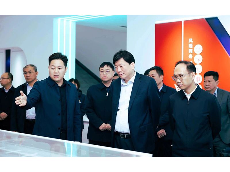 热烈欢迎新乡市委书记李卫东一行莅临兰科博弈RankBet牧业调研领导工作