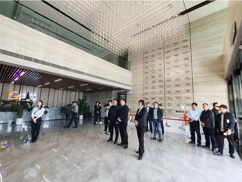 热烈欢迎新乡市副市长刘军伟一行莅临兰科博弈RankBet牧业调研领导工作