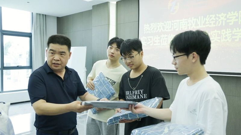 校企合作 | 热烈欢迎河南牧业经济学院学生赴兰科博弈RankBet牧业发展实习实际！
